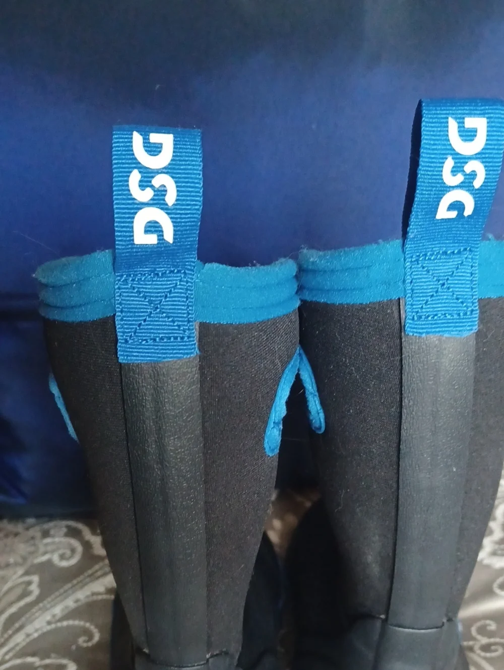 DSG Kids Black and Blue Snowbound Winter Boots, Size13